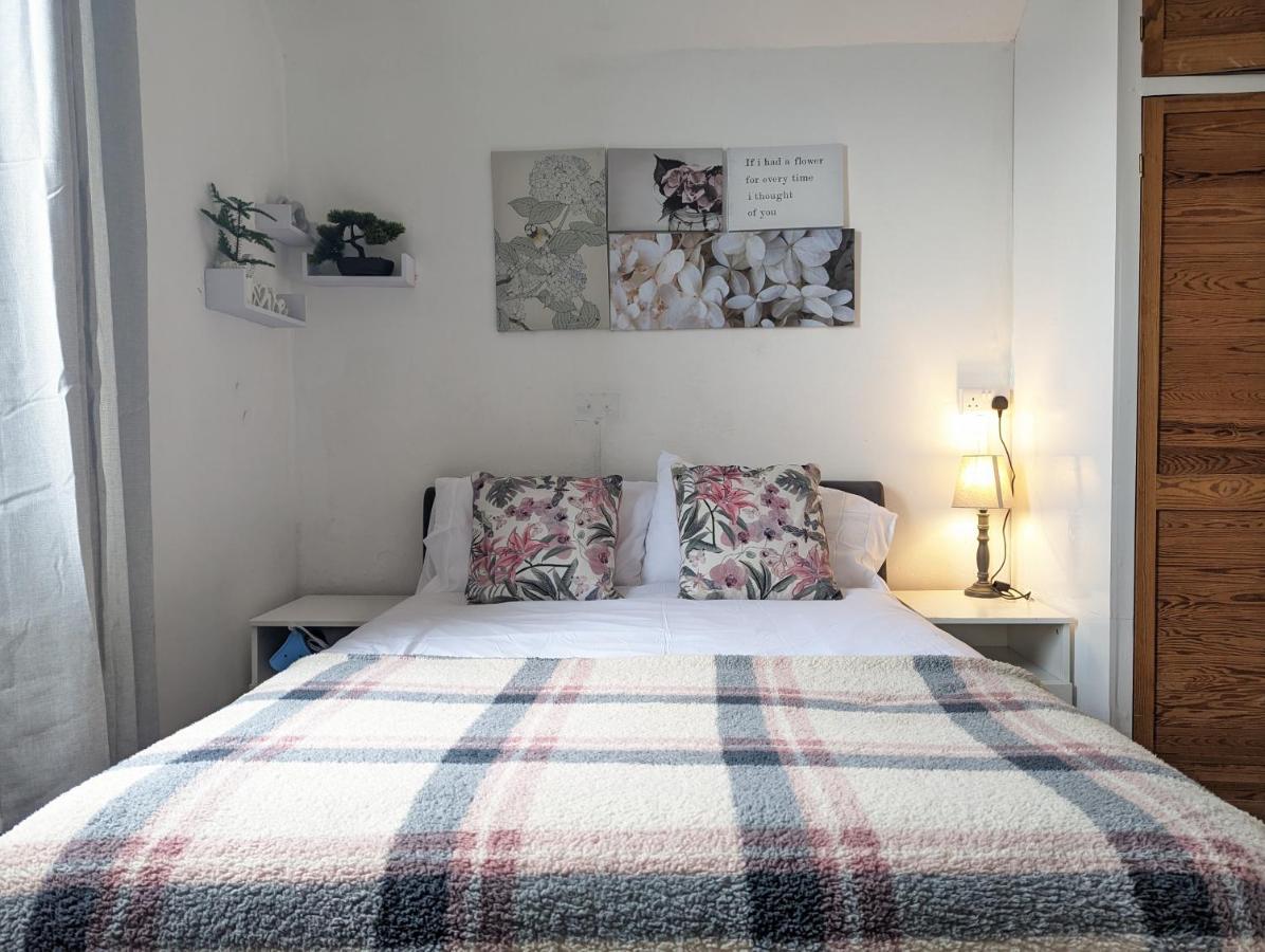 Whitchurch 1 Bedroom Apartment Cardiff Exterior foto
